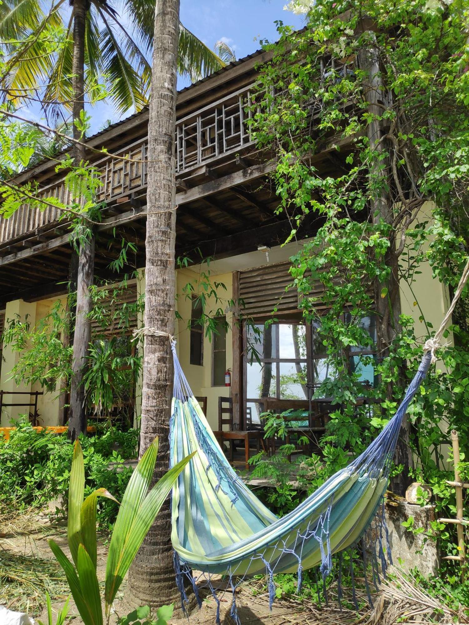Oliver'S Laguna Eco Lodge Hotel Нгапали Экстерьер фото
